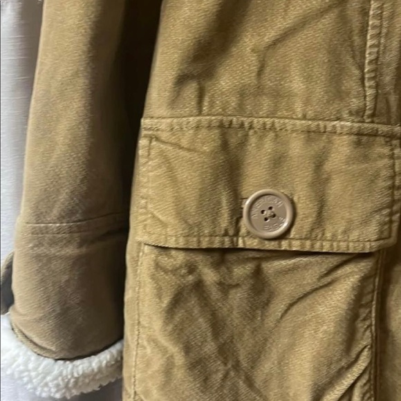 🧥American Eagle Brown Faux Sherpa Coat
Size: M - Picture 9 of 11